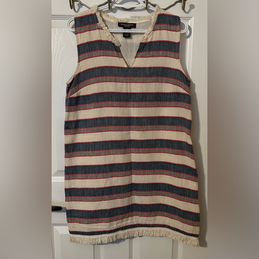 Women’s dress